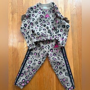 Adidas Girls Sweatsuit Size 4 - ADOARABLE